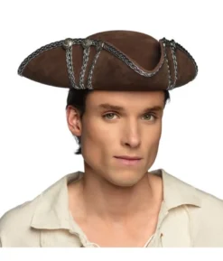 Trekantshatt, pirat Alistair